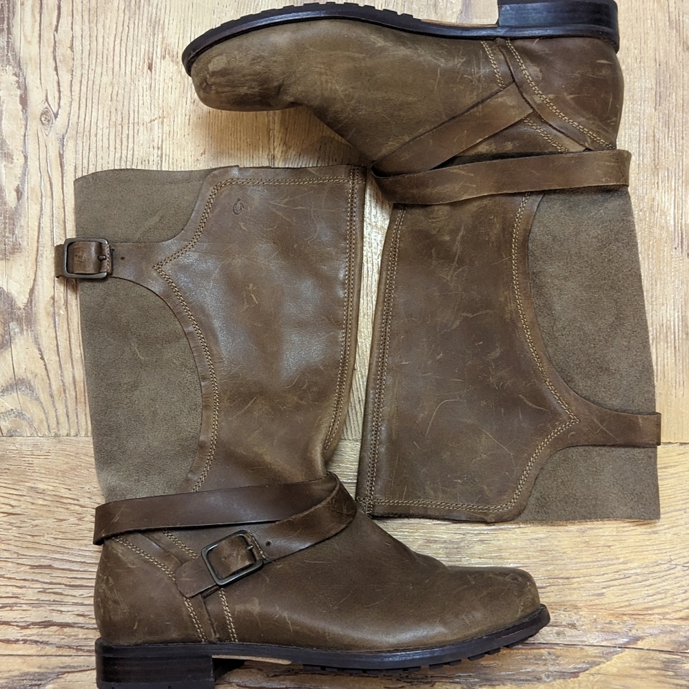 COPY - OluKai Paia boots